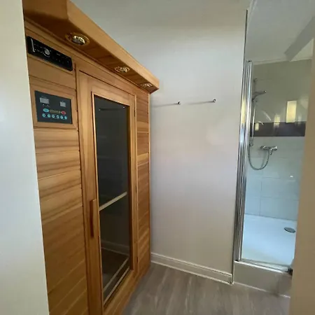 Ξενοδοχείο Deichvoigt 3*